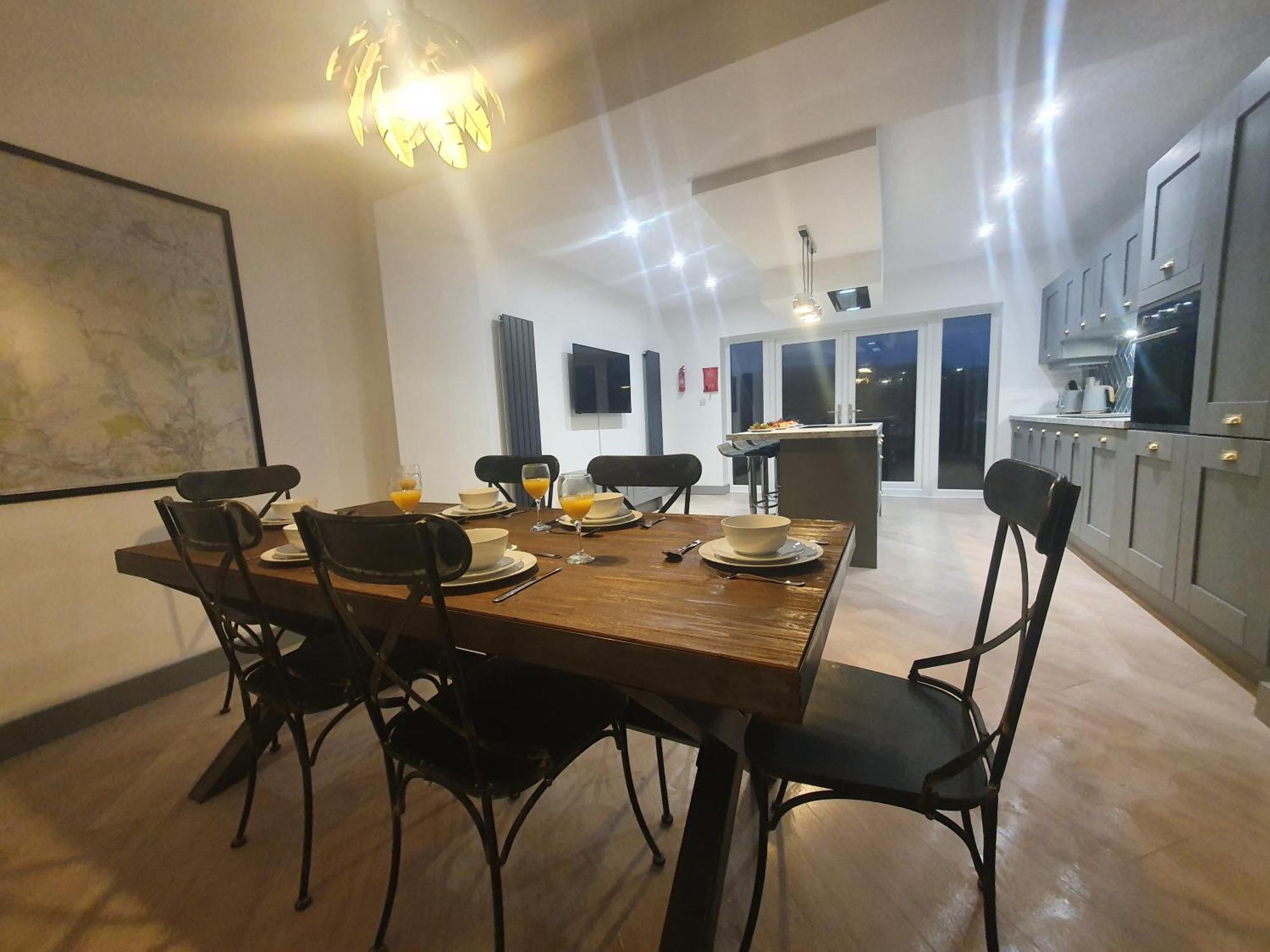 4 Bedroom Luxury House. Bike Park Wales. Secure Bike Store. Brecon Beacons Dowlais Экстерьер фото