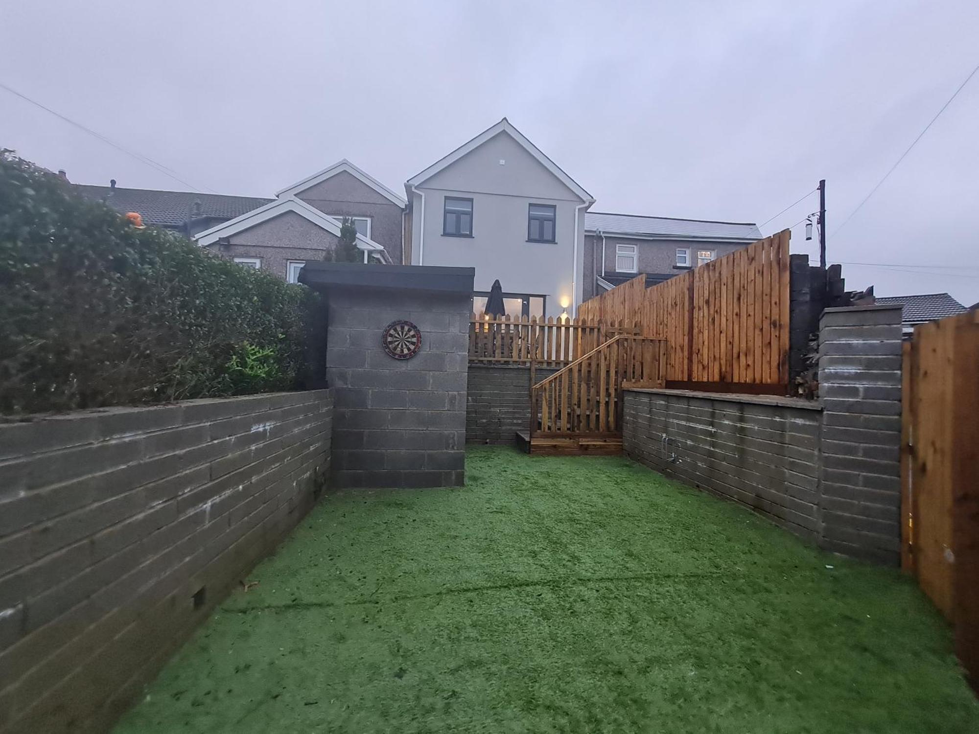 4 Bedroom Luxury House. Bike Park Wales. Secure Bike Store. Brecon Beacons Dowlais Экстерьер фото
